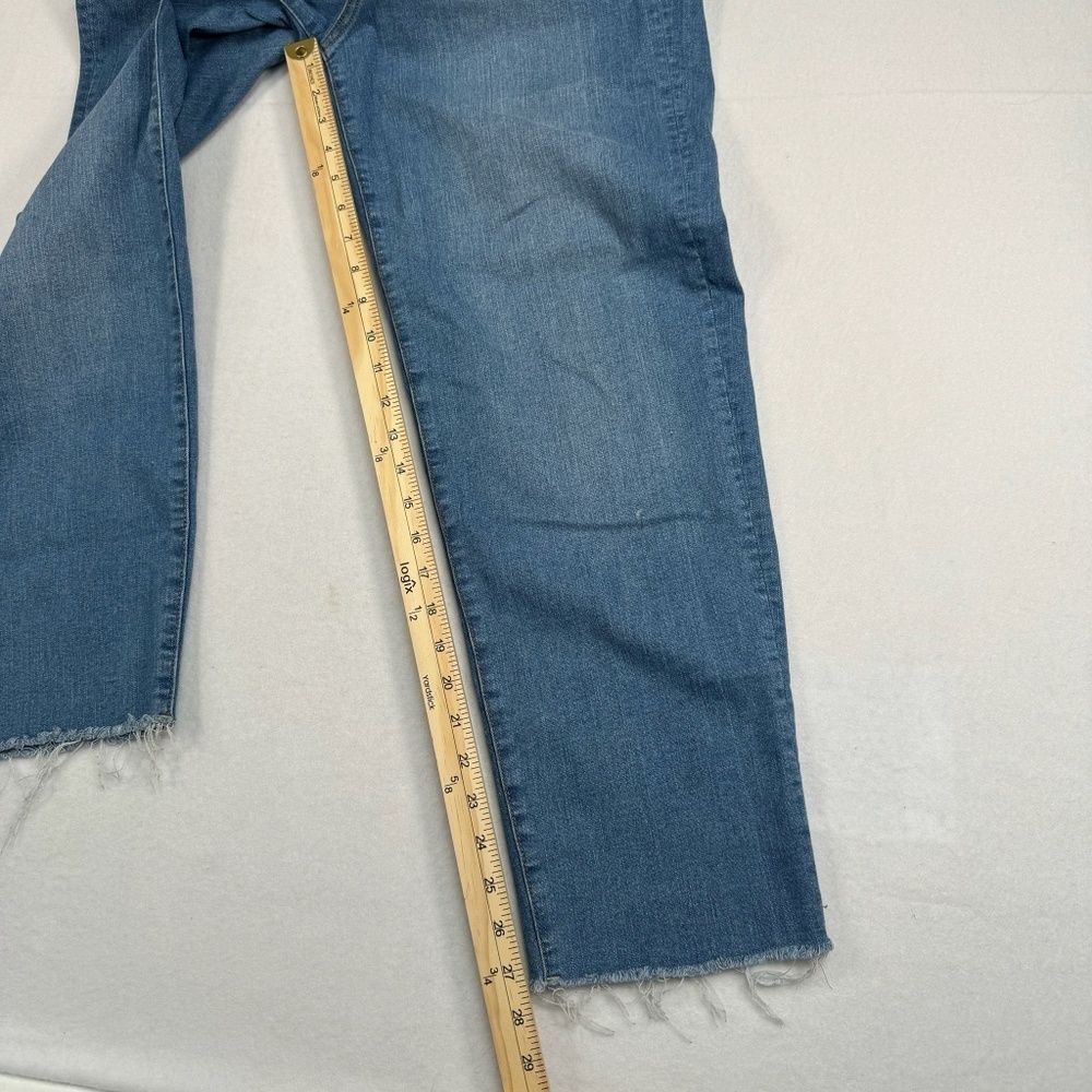 Social Standard Jeans Womens Sz 12/31 Light Blue Slim Straight High Rise Stretch - Picture 4 of 16